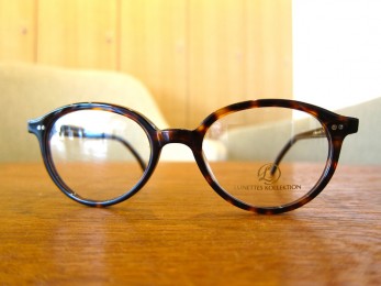 LUNETTE KOLLECTION OFF THE RECORD　カラー：TORTOISE